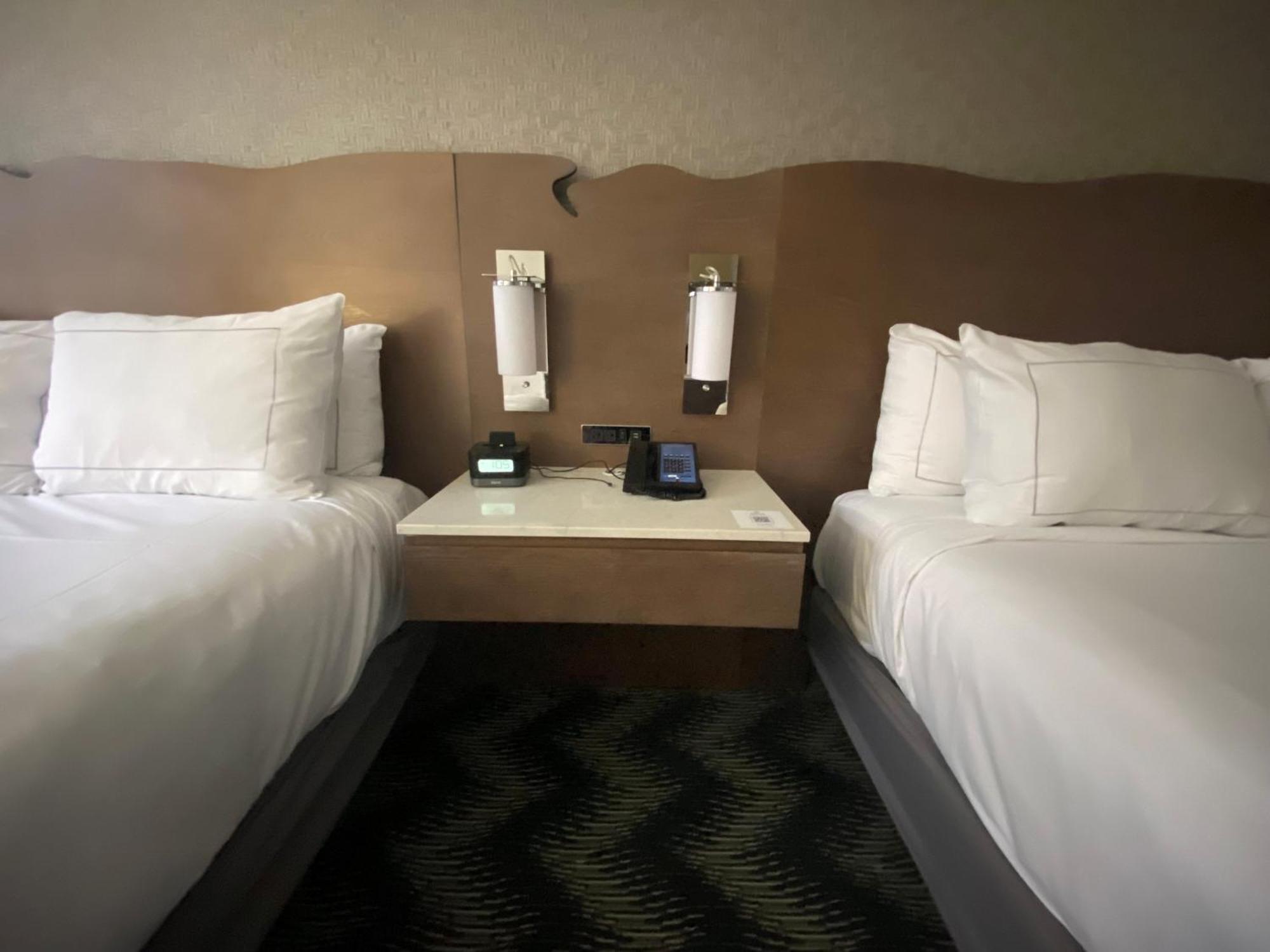 Hilton Houston North Hotel Kültér fotó