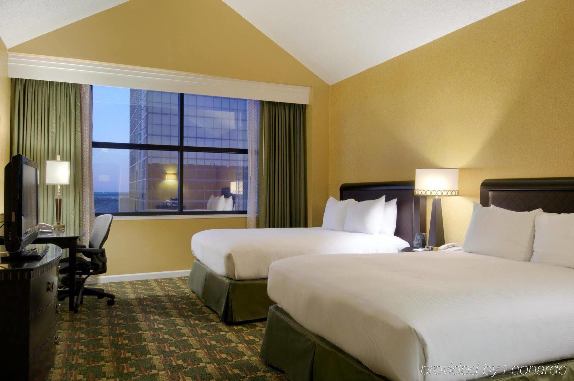 Hilton Houston North Hotel Kültér fotó