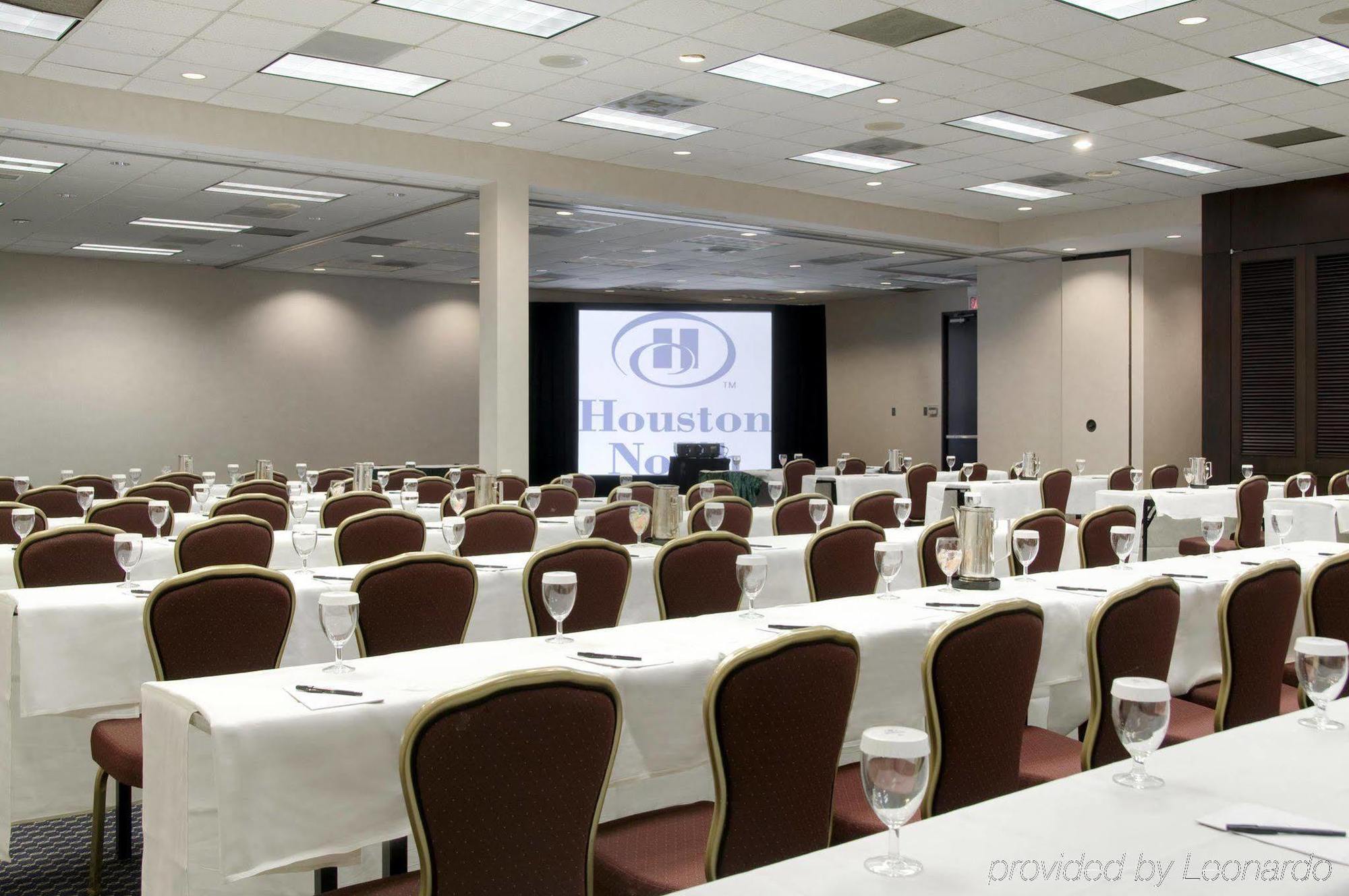 Hilton Houston North Hotel Létesítmények fotó